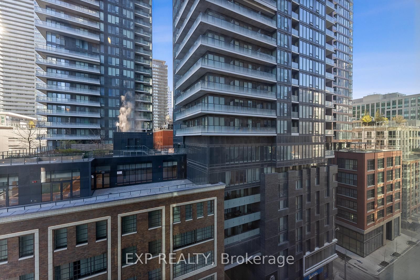 357 King Street W, Unit 706 - Photo 21