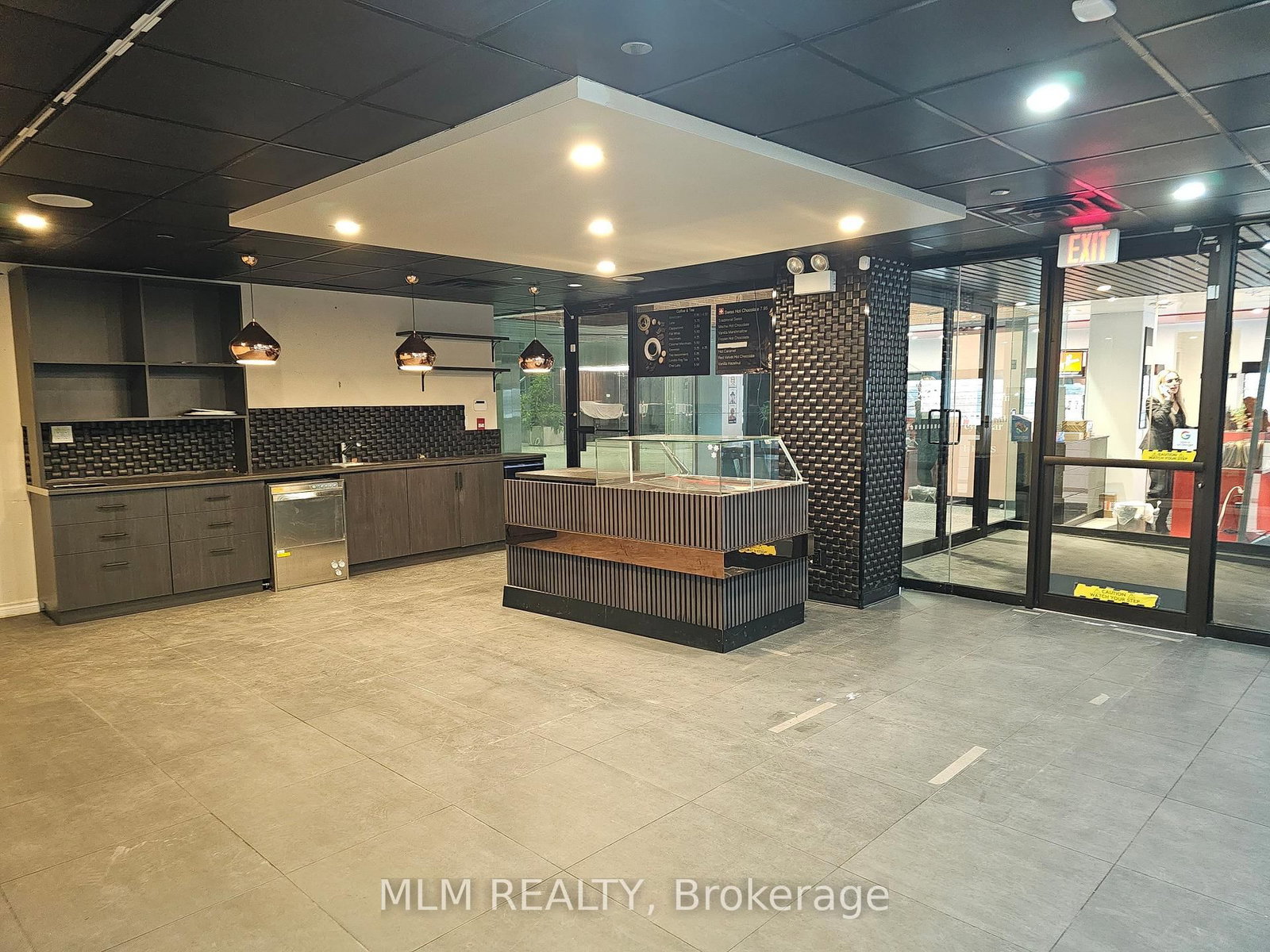 70 Yorkville Avenue, Unit MR2 - Photo 4