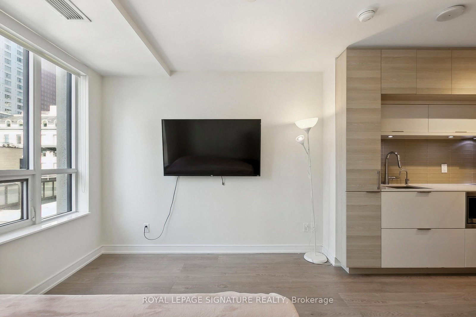 88 Scott Street, Unit 1312 - Photo 8
