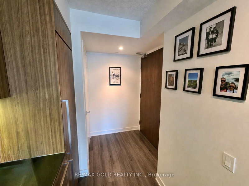1603 - 70 Queens Wharf Rd, Toronto, M5V 0J2 | Image 2
