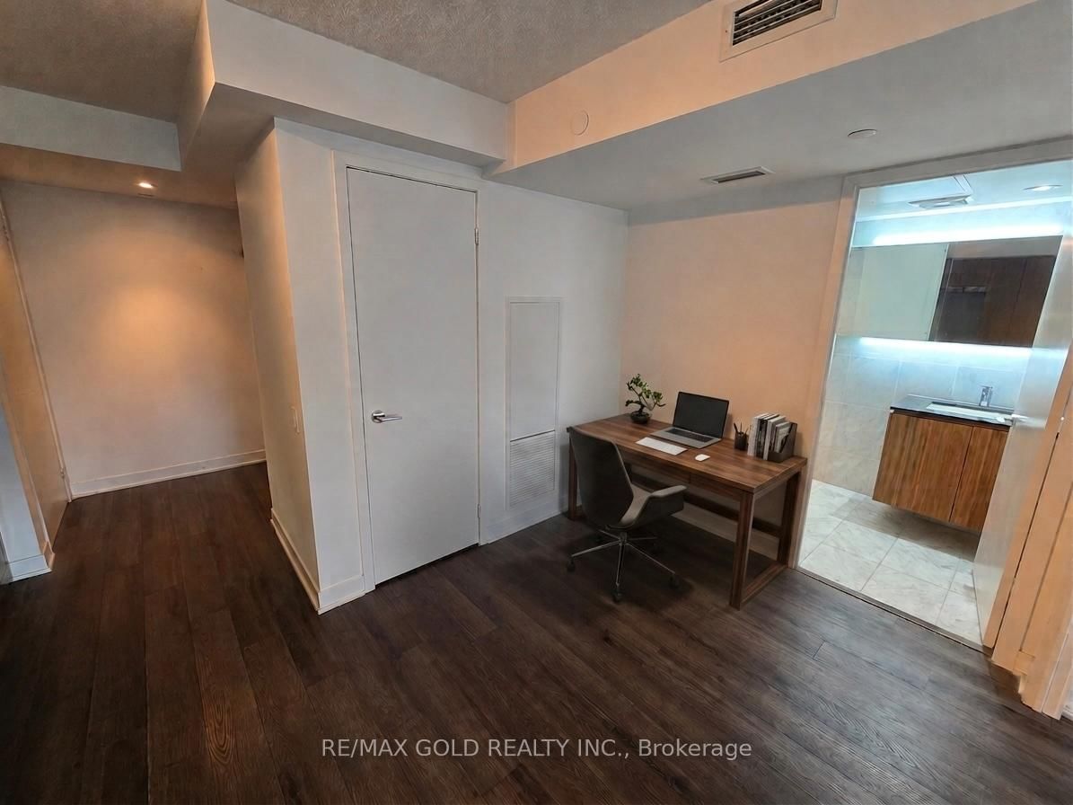 70 Queens Wharf Road, Unit 1603 - Photo 7