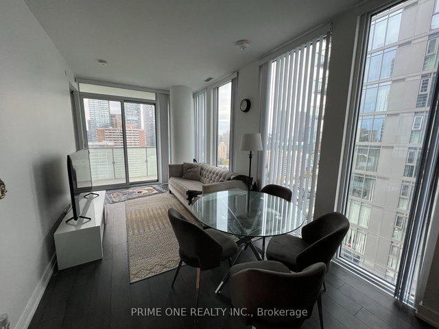 2507 - 28 Wellesley Street E