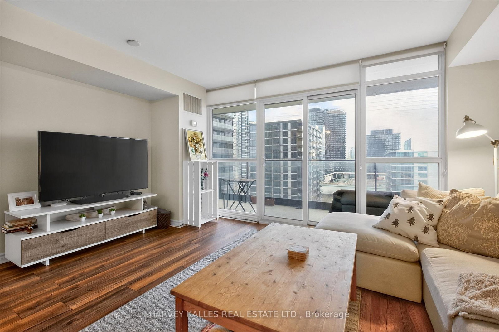 33 Singer Court, Unit 1509 - Photo 12