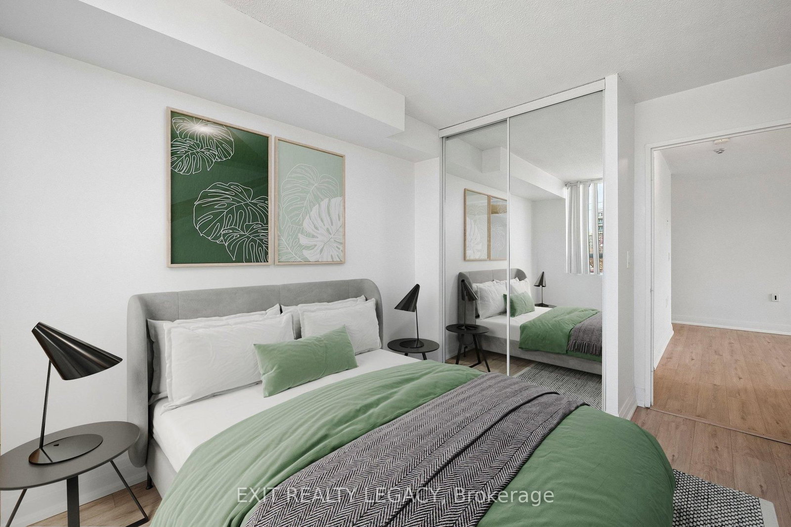 555 Wilson Hts Boulevard, Unit 304 - Photo 5