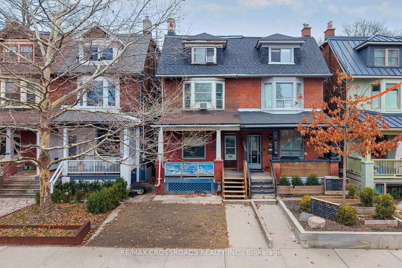 home for sale on 587 Palmerston Avenue