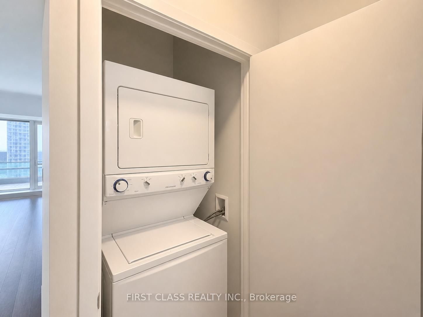 62 Forest Manor Road, Unit 804 - Photo 11