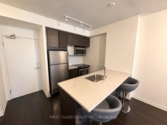 804 - 62 Forest Manor Road