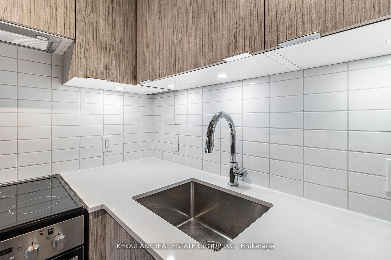 395 Bloor Street E, Unit 2210 - Photo 18