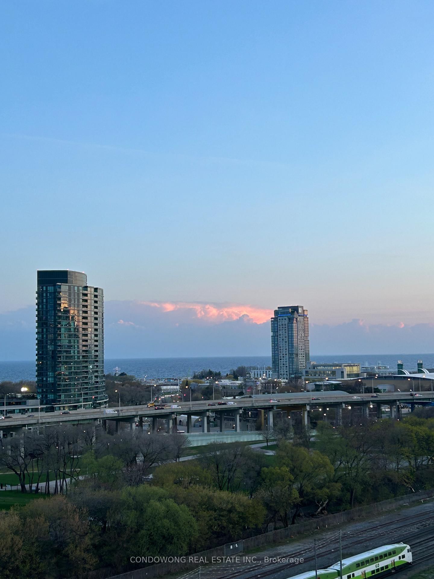 9 Tecumseth Street, Unit 1206 - Photo 7