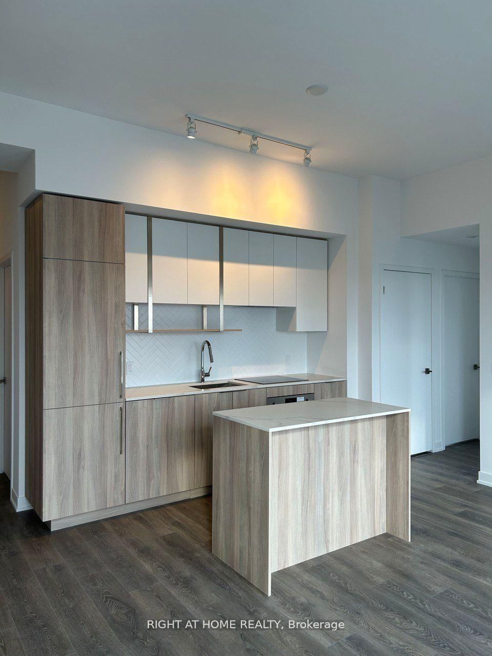 15 Holmes Avenue, Unit 3011 - Photo 3