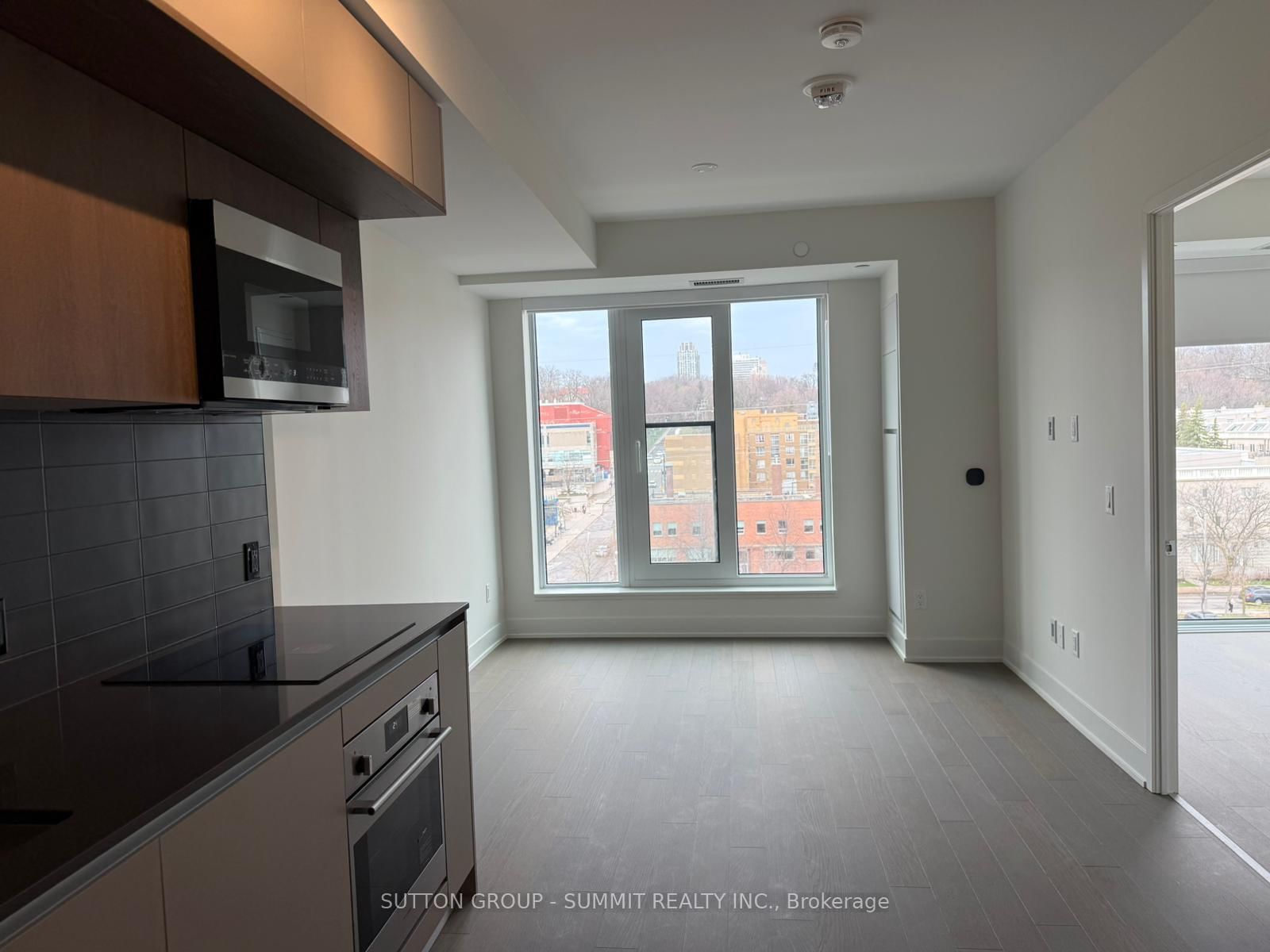 322 DUPONT Street, Unit 713 - Photo 4