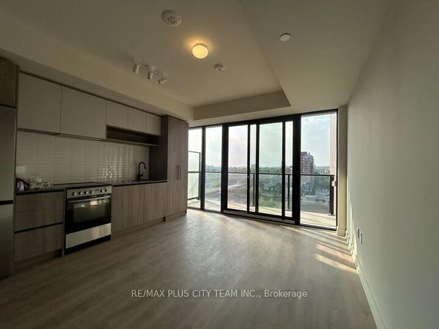 916 - 181 Sterling Road