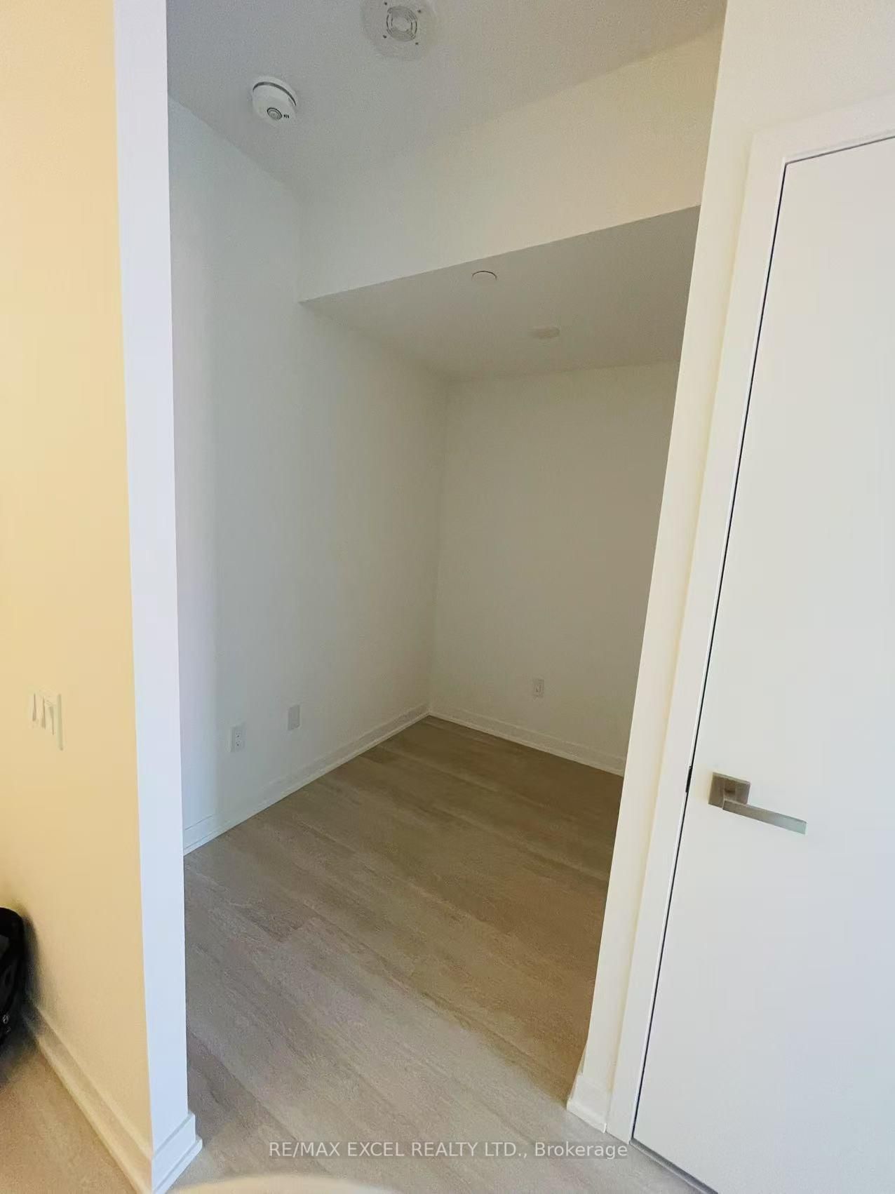 500 Wilson Avenue, Unit 109 - Photo 13