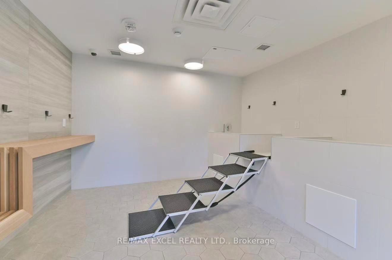 500 Wilson Avenue, Unit 109 - Photo 22