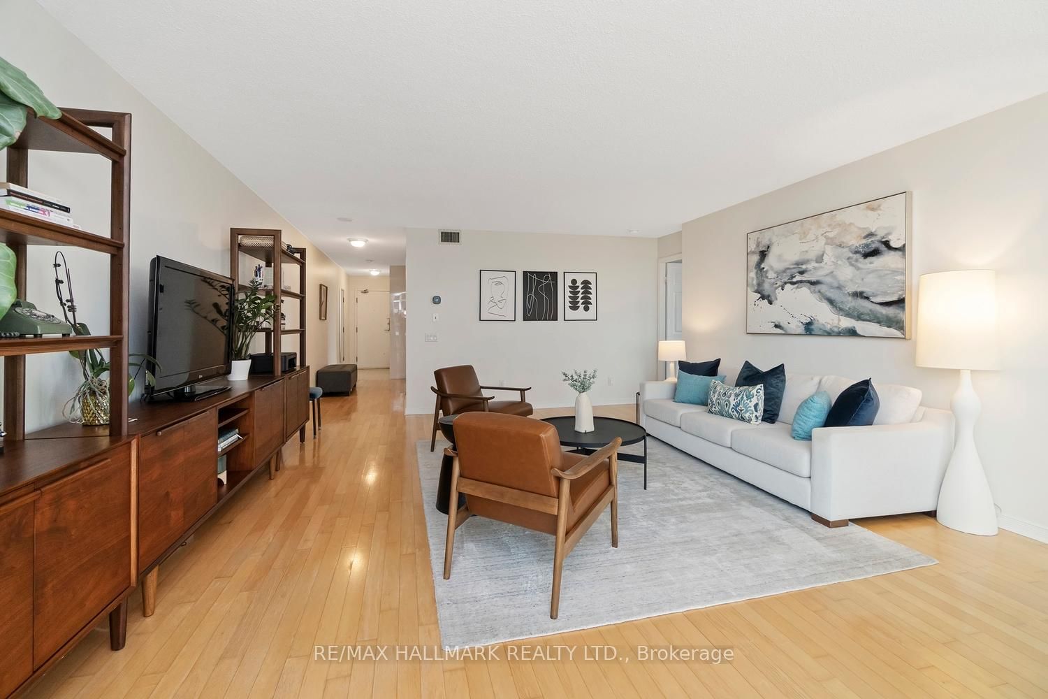 28 Harrison Garden Boulevard, Unit 1902 - Photo 14