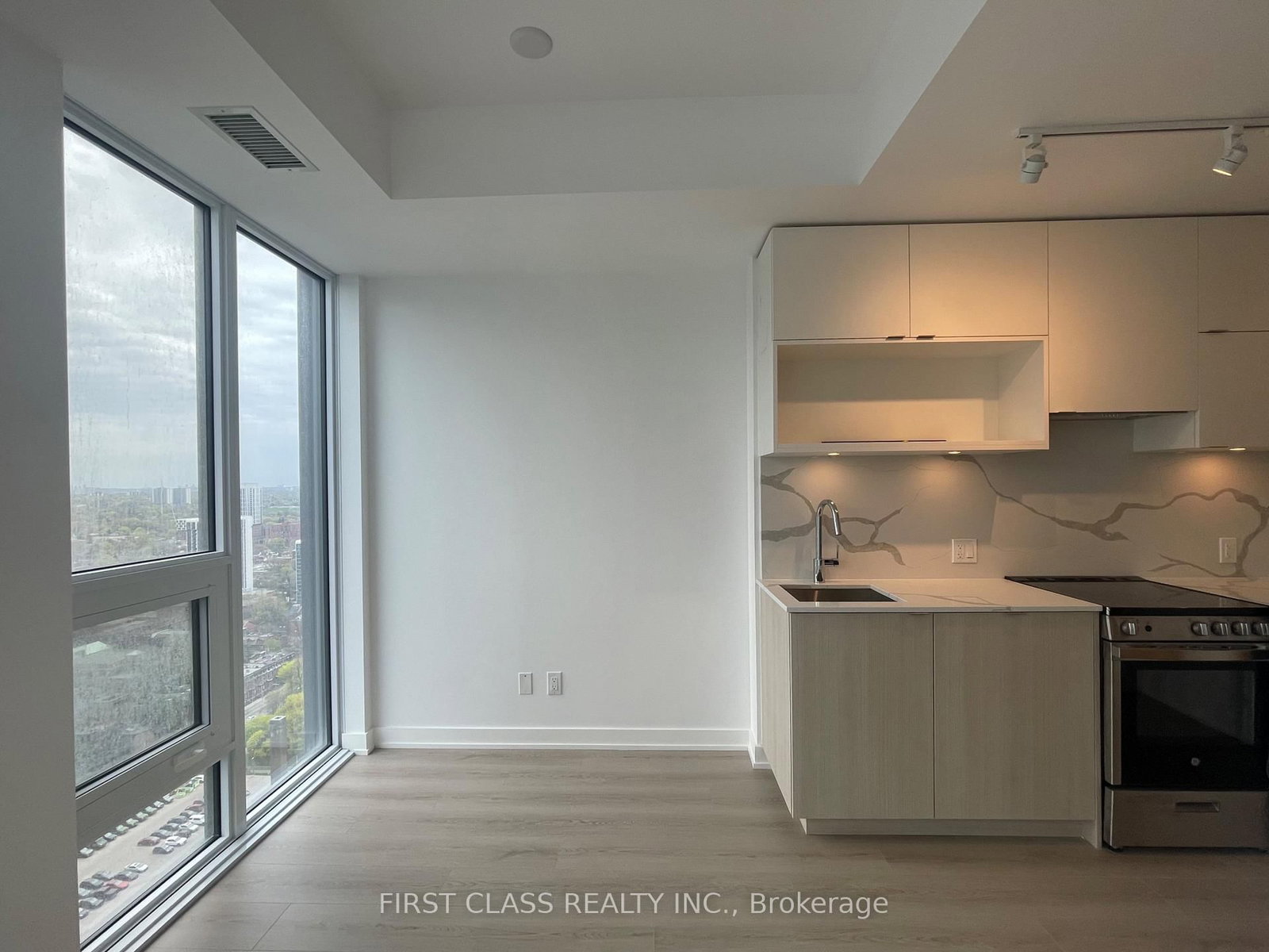 100 Queen Street E, Unit . - Photo 6