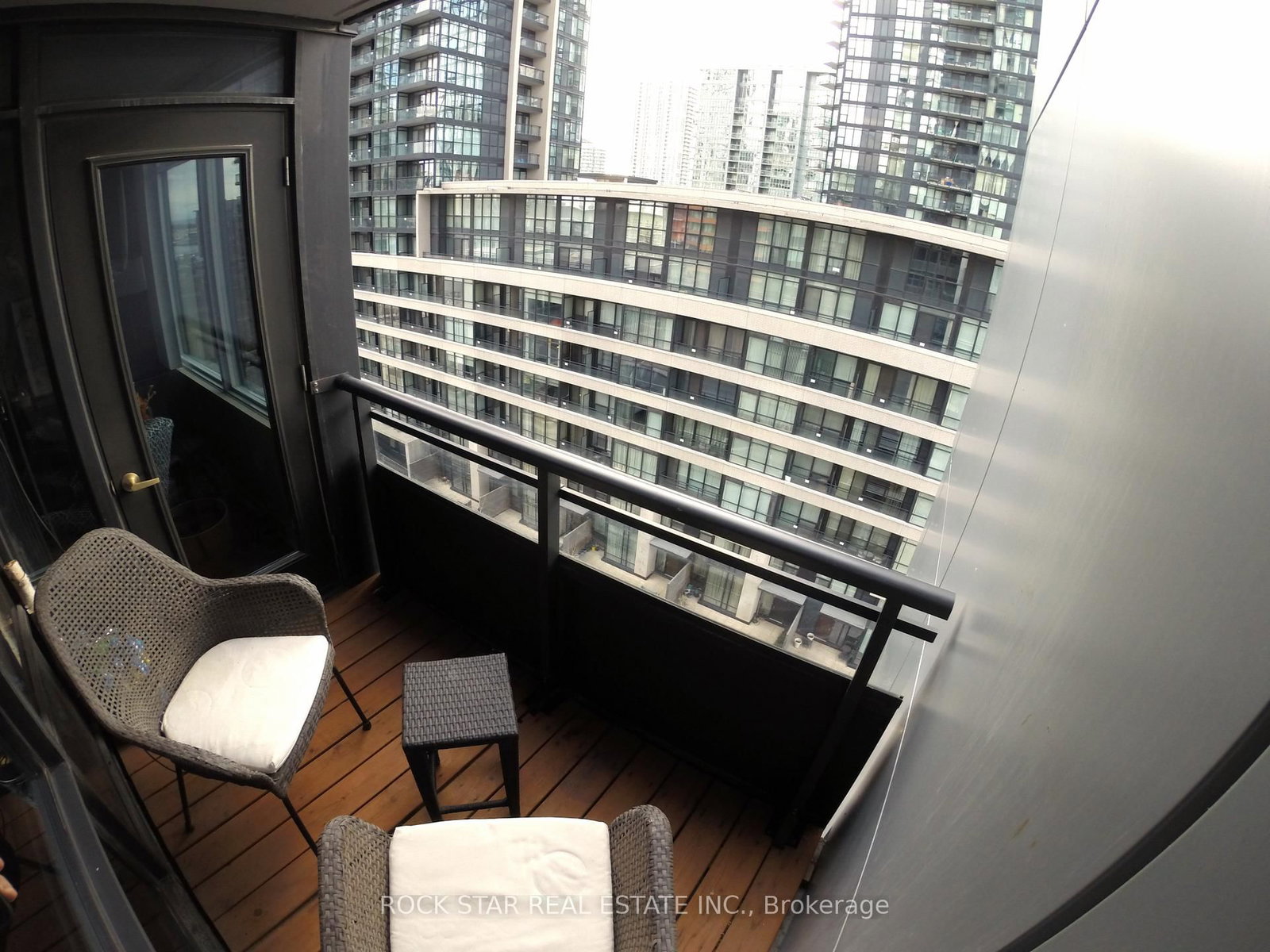 25 Telegram Mews, Unit 911 - Photo 8