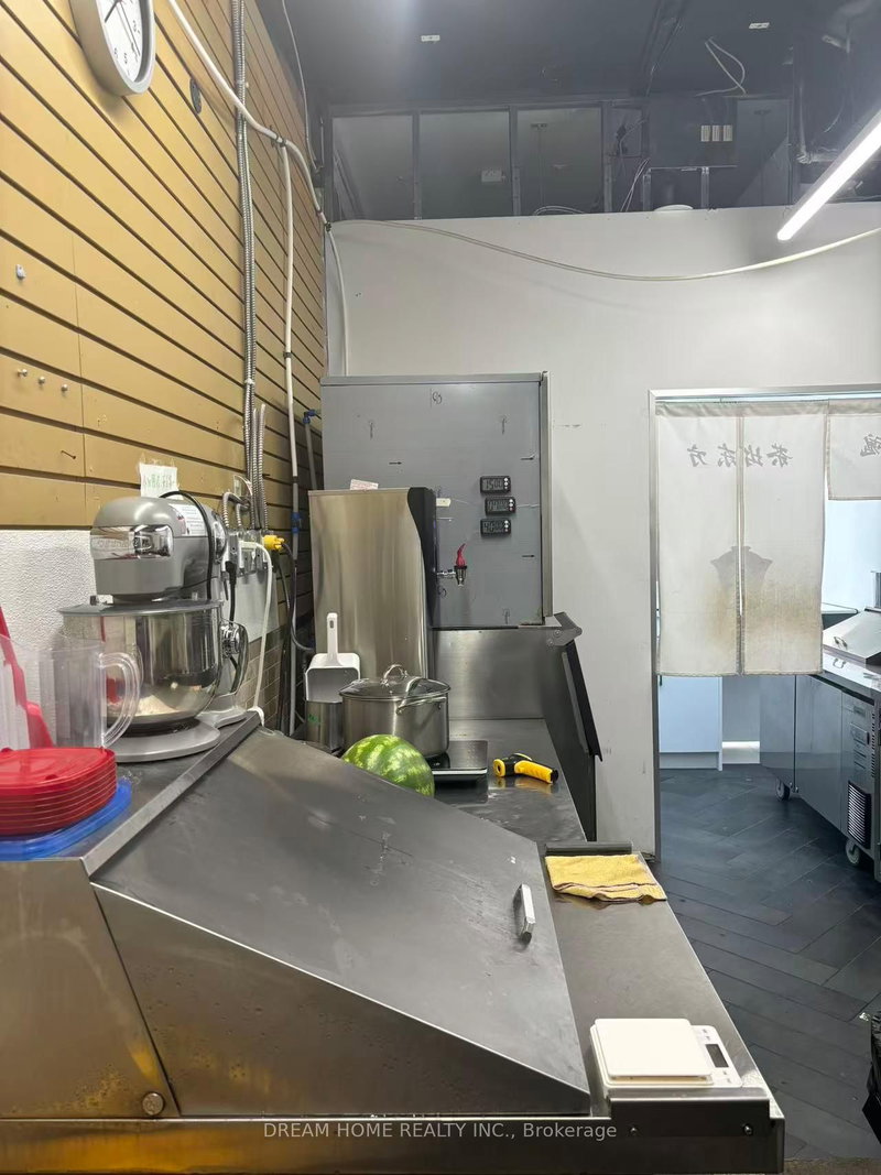 5425 Yonge St, Toronto, M2N 5R6 | Image 3