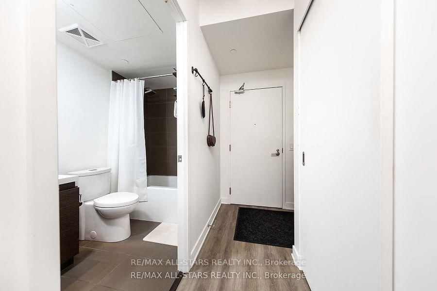 1030 King Street W, Unit 908 - Photo 14