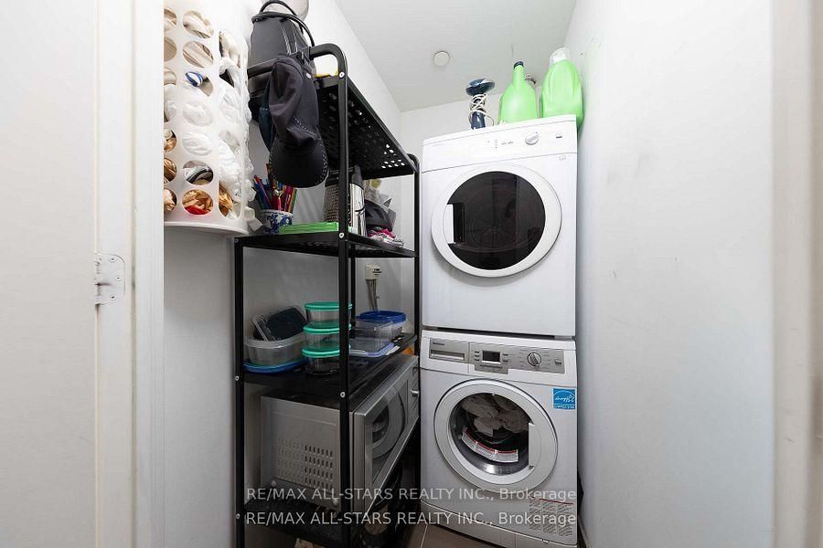 1030 King Street W, Unit 908 - Photo 15