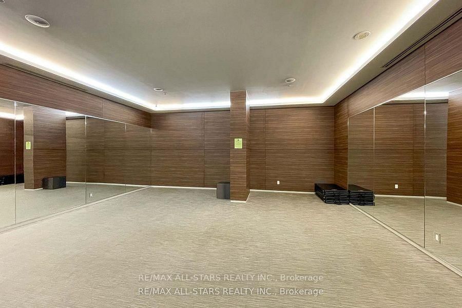 1030 King Street W, Unit 908 - Photo 18