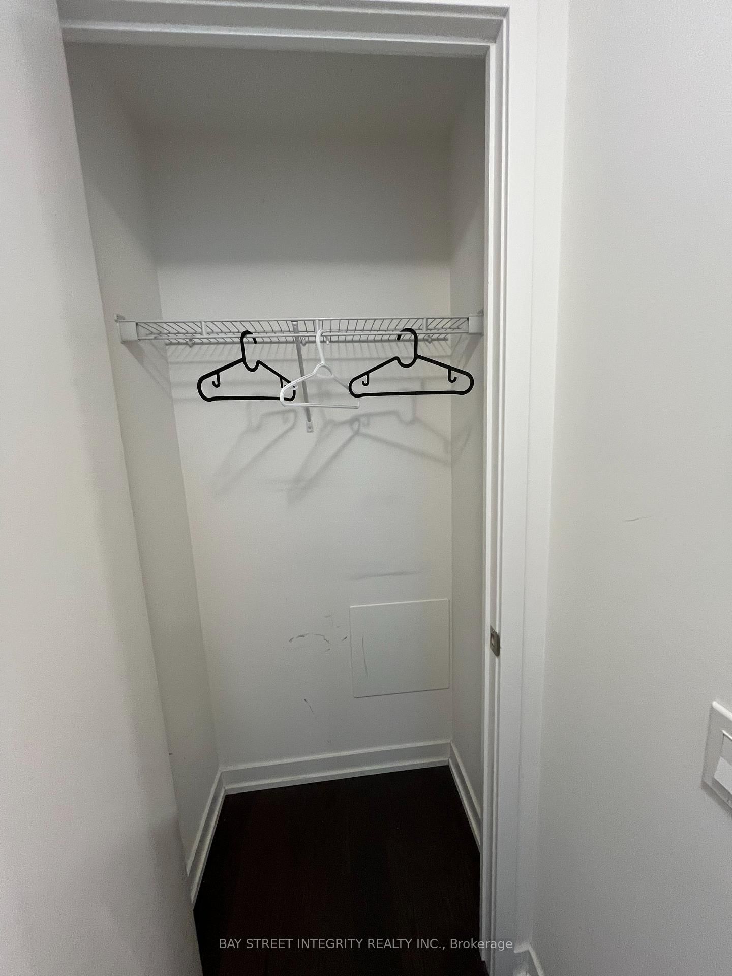 1 Yorkvile Avenue, Unit 3712 - Photo 9