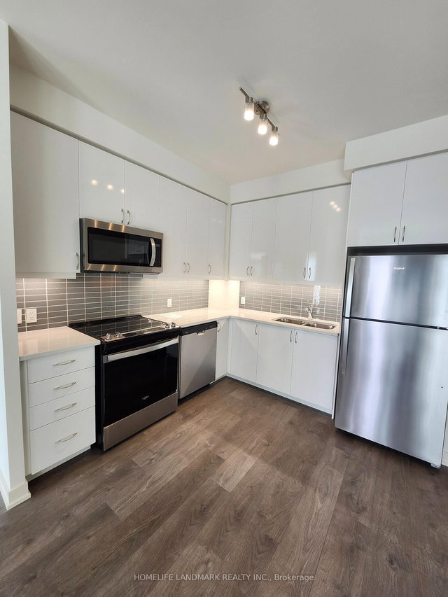 1007 - 4955 Yonge Street