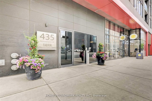 1404 - 435 Richmond Street W