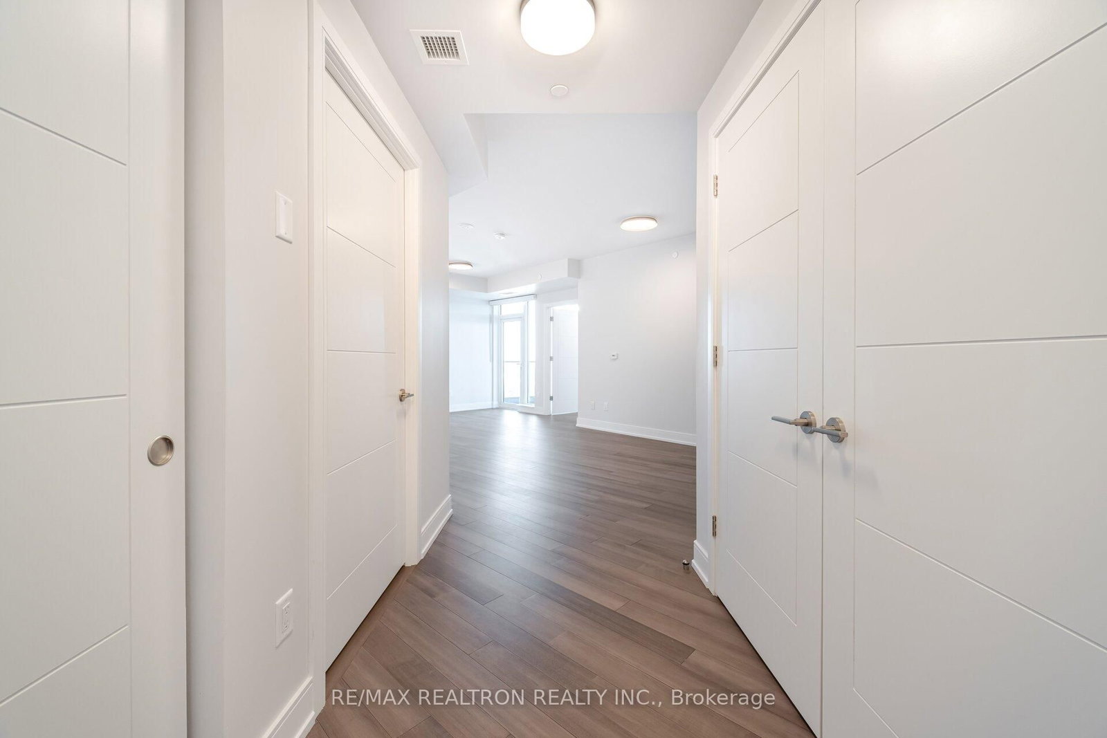 2525 Bathurst Street, Unit 1201 - Photo 4