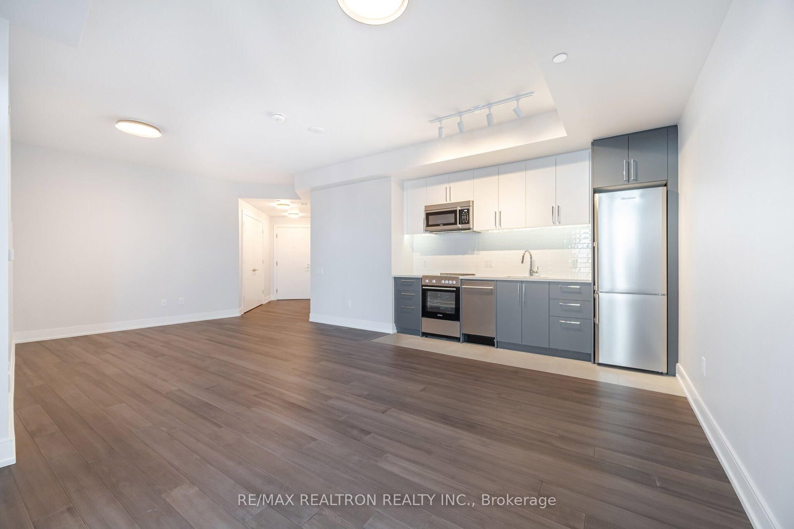 2525 Bathurst Street, Unit 1201 - Photo 7