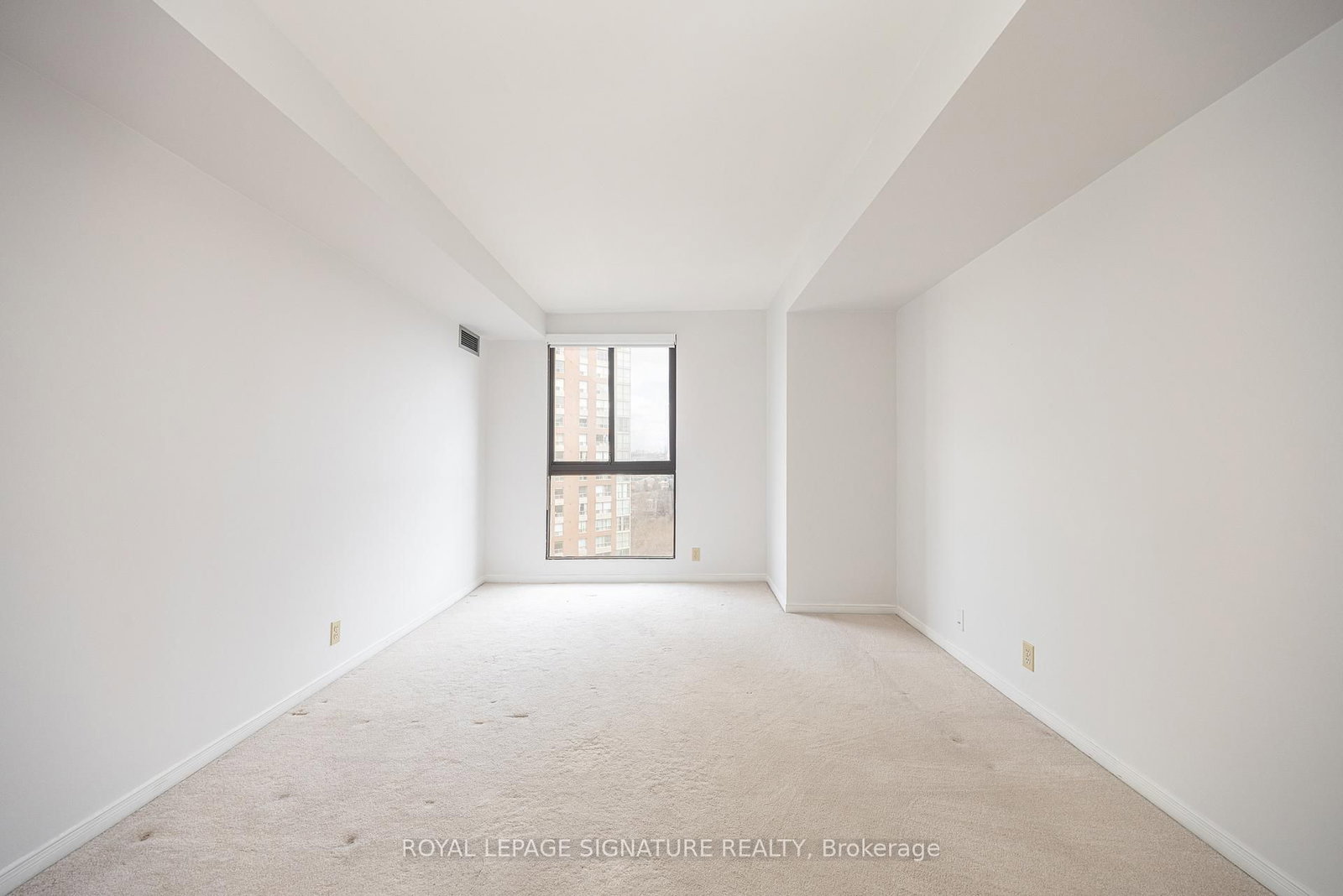 3 Concorde Place, Unit 2004 - Photo 25