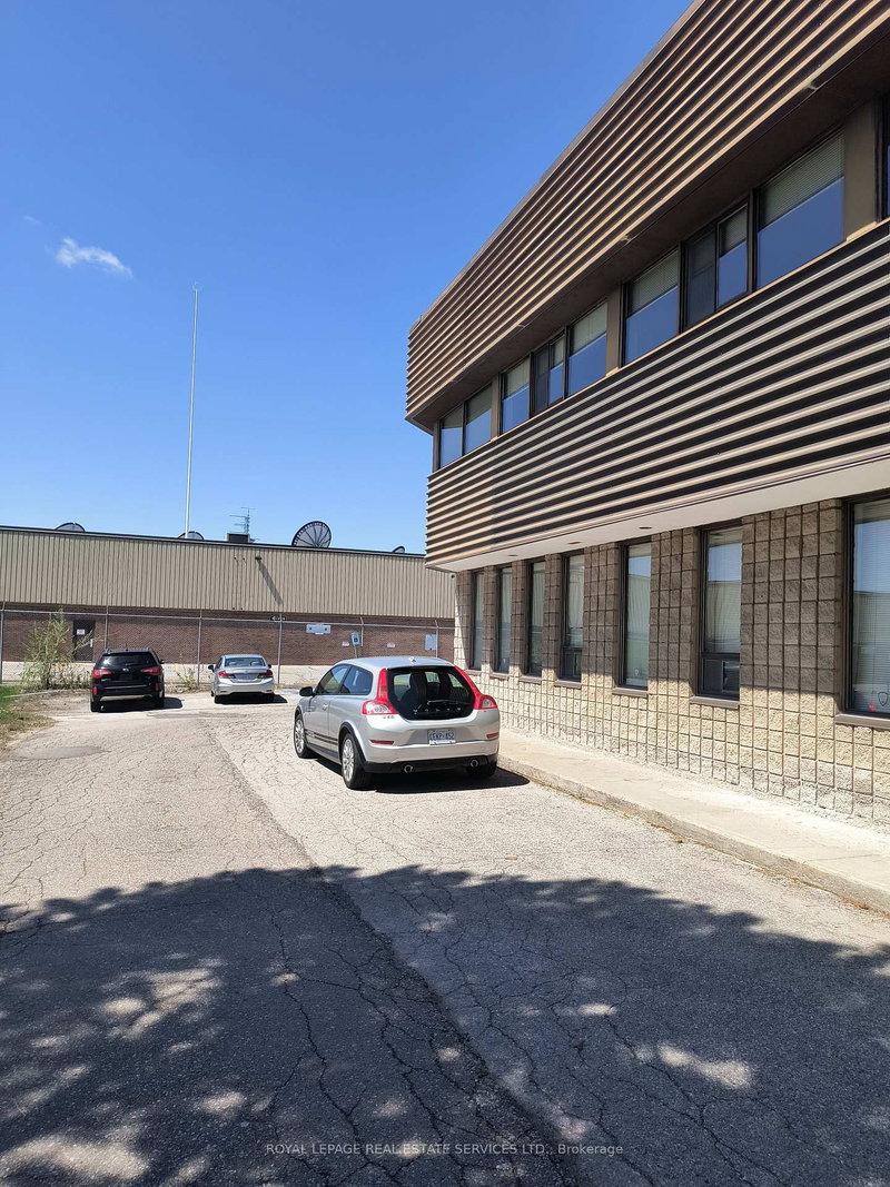 2A - 12 Upjohn Rd, Toronto, M3B 2V9 | Image 2