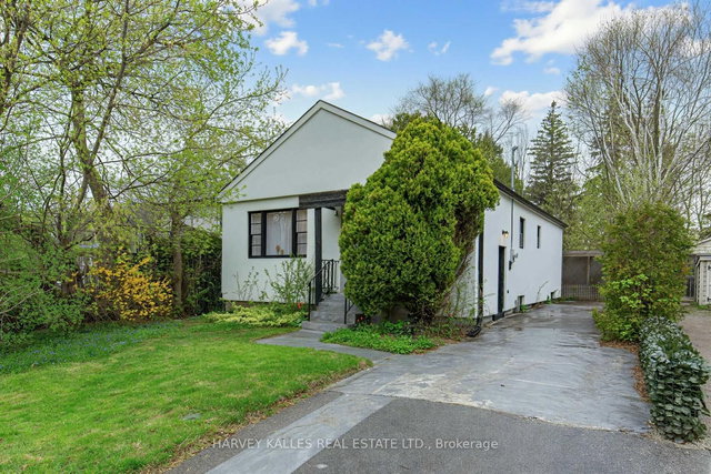 246 Burnett Avenue