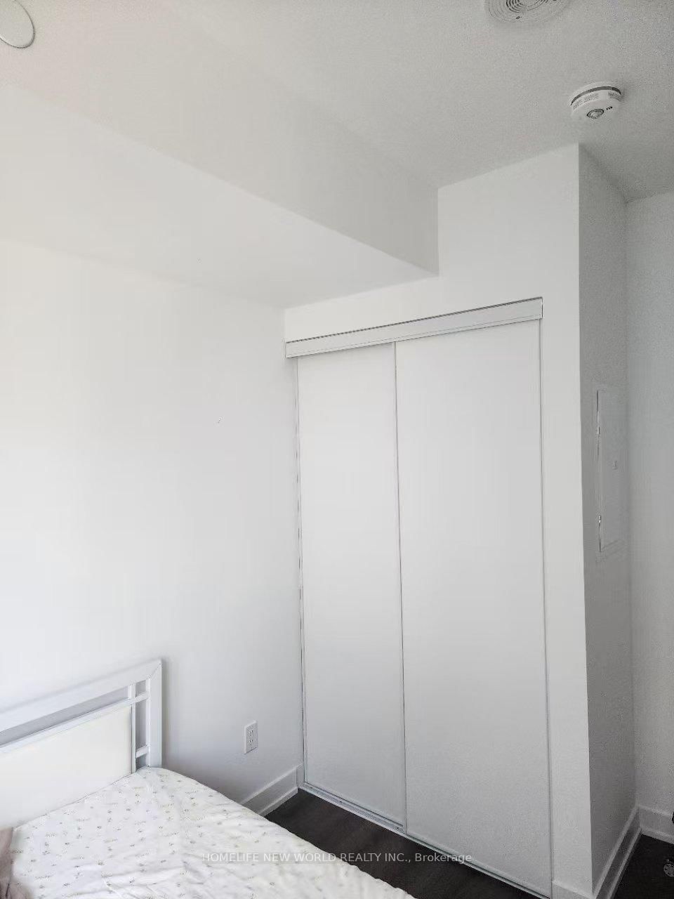 8 Wellesley Street W, Unit 1902 - Photo 11