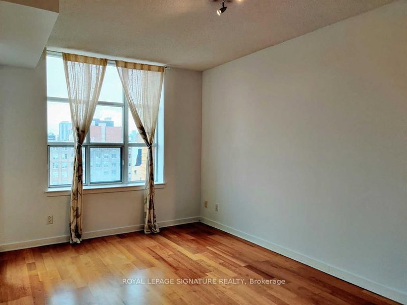 801 - 438 Richmond St W, Toronto, M5V 3S6 | Image 3