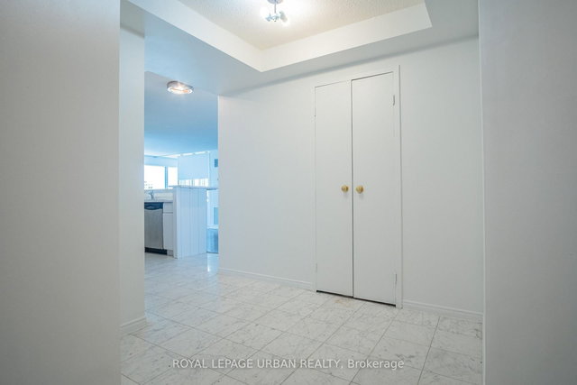 2607 - 10 Yonge Street
