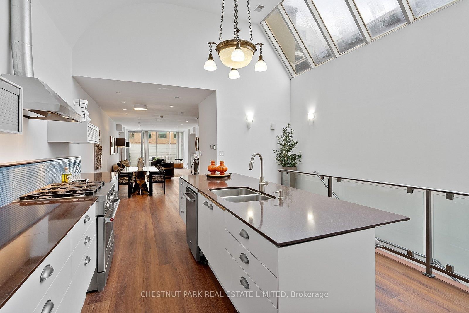 140 Avenue Road - Photo 12