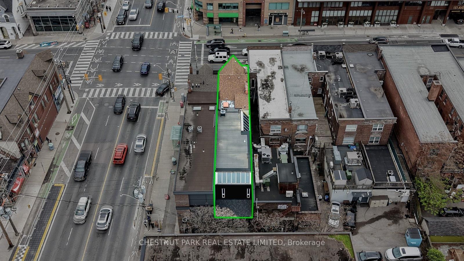 140 Avenue Road - Photo 2