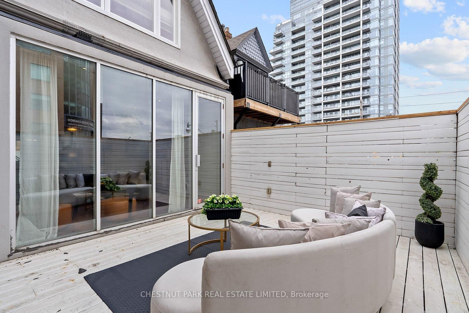 140 Avenue Road - Photo 36