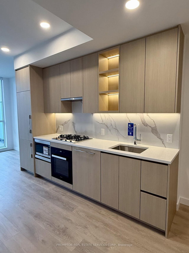 258 - 68 Esther Shiner Boulevard