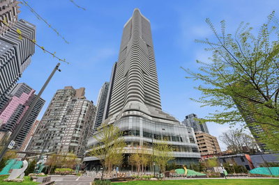 5704 - 11 Wellesley St | Toronto | Image