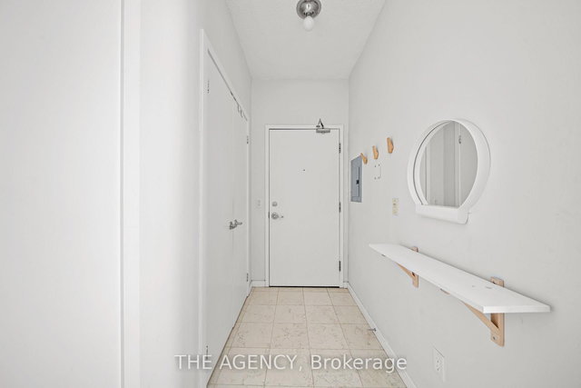3313 - 208 Queens Quay W