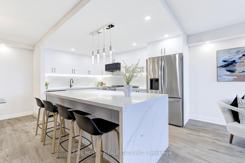 804 - 1201 Steeles Ave, Toronto, M2R 3K1 | Image 2