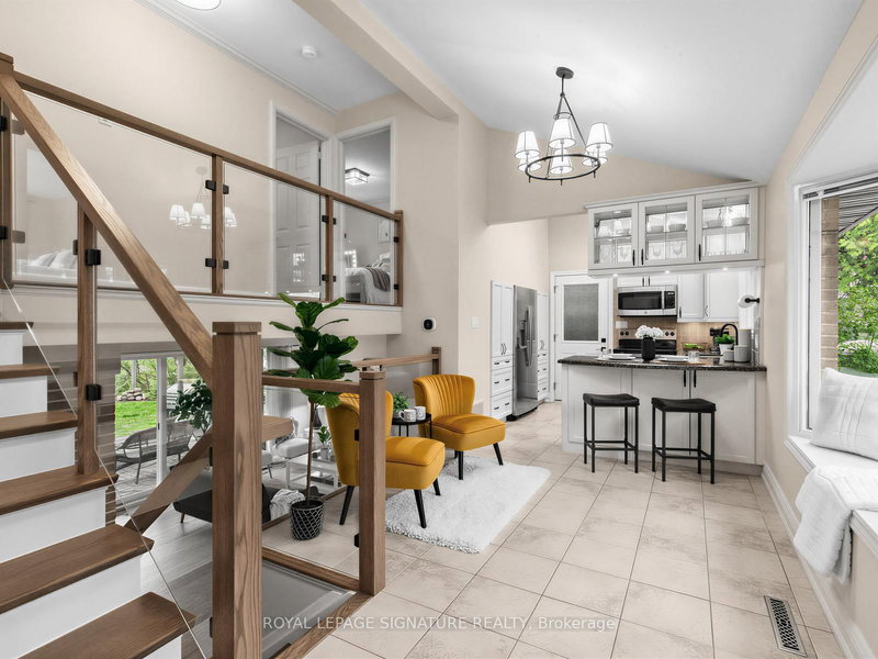 81 Cottonwood Dr, Toronto, M3C 2B3 | Image 2