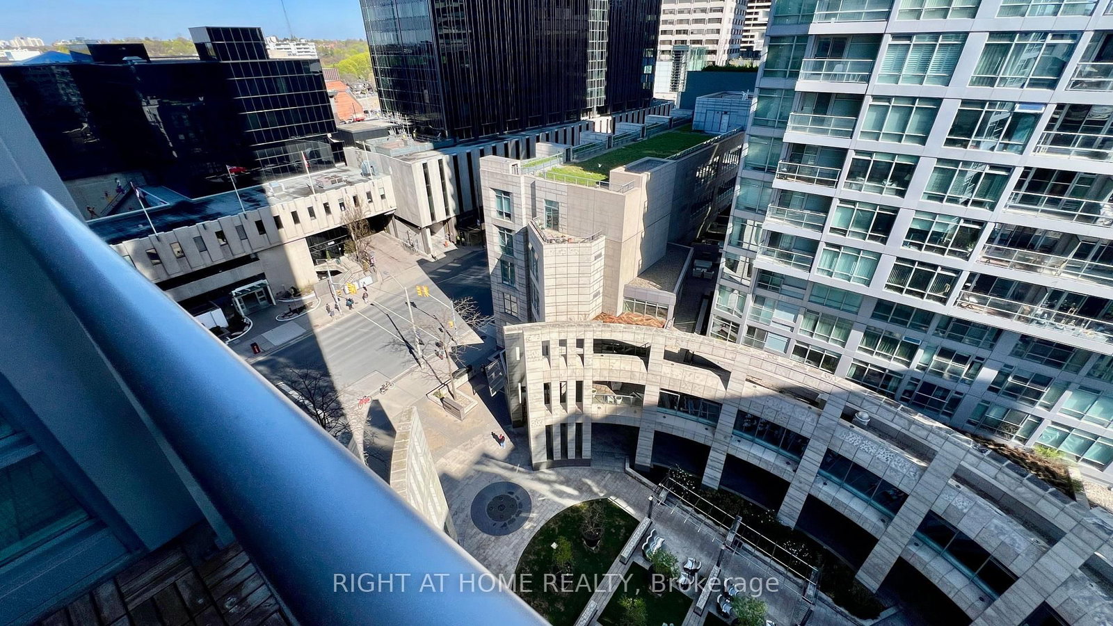 2181 Yonge Street, Unit 1011 - Photo 6