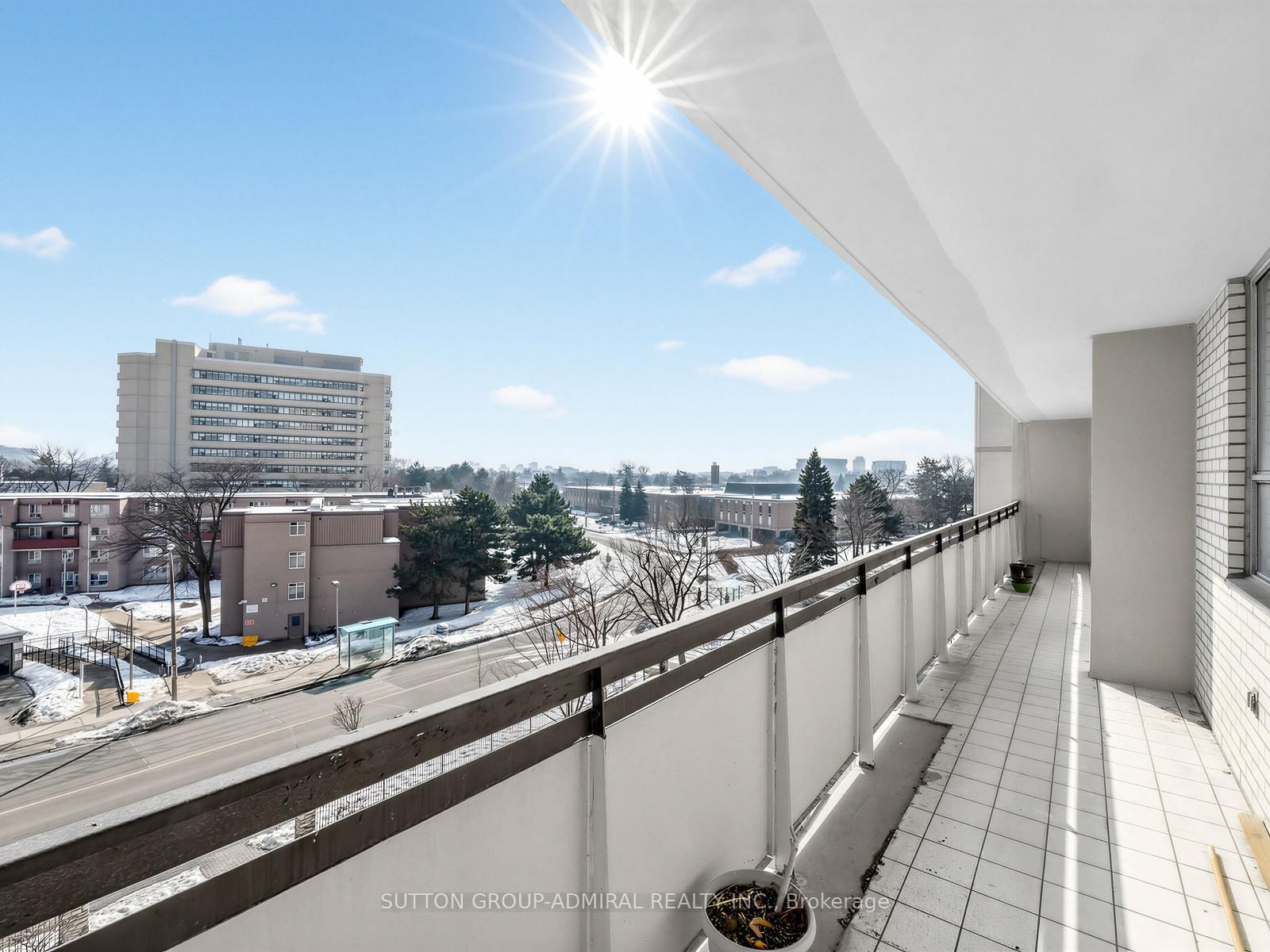 130 Neptune Drive, Unit 505 - Photo 23