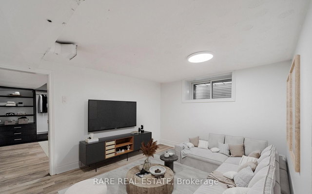 Lower - 538 Roxton Road