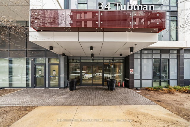 801 - 34 Tubman Avenue