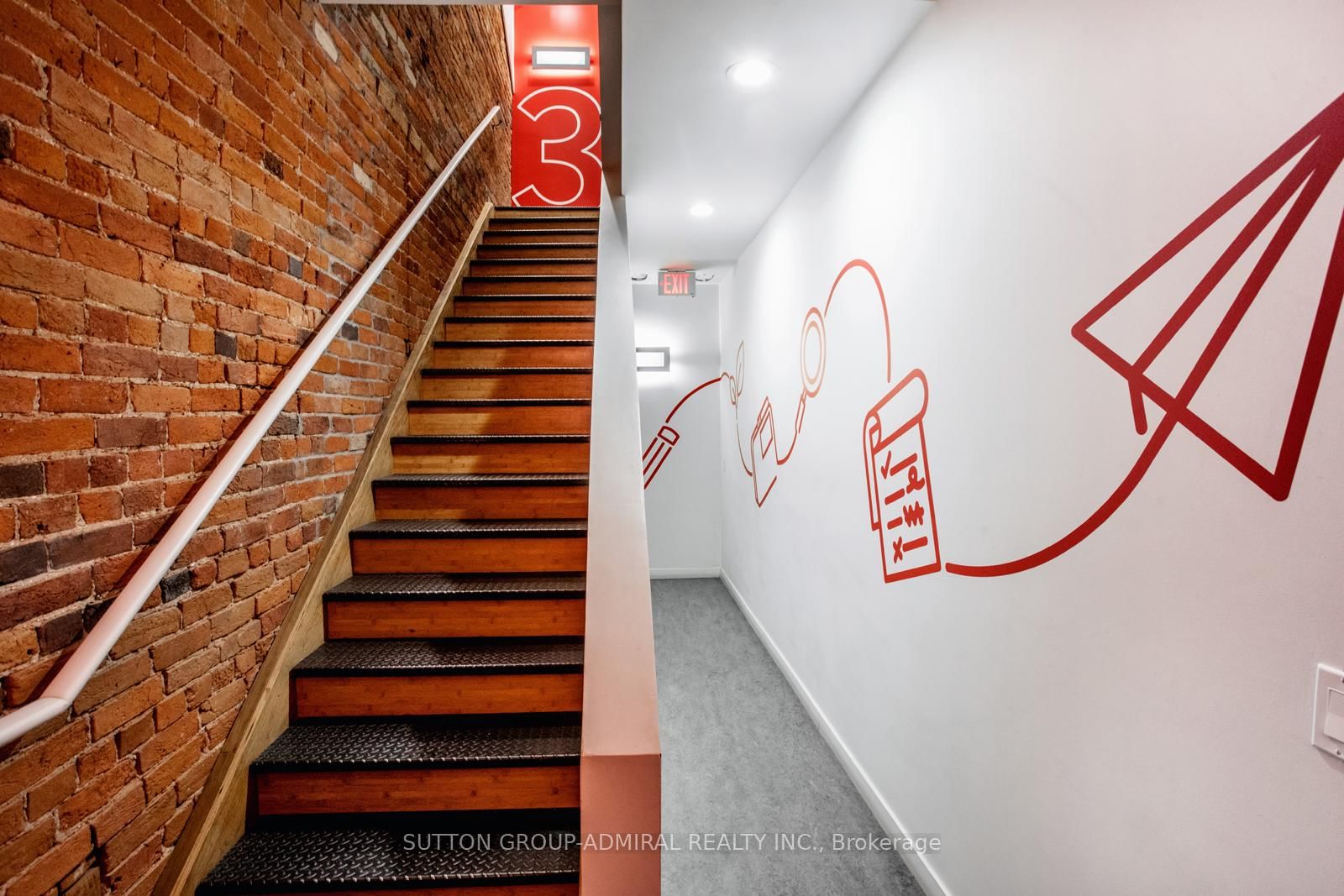 187 Queen Street E, Unit 1 - Photo 18