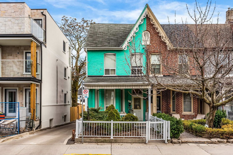 11 Foxley St, Toronto, M6J 1P9 | Image 3